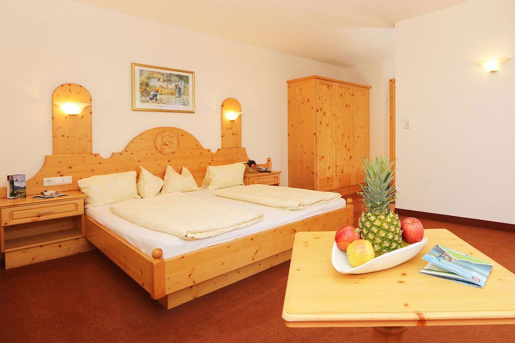 Hotel Waldele Sölden Habitación foto