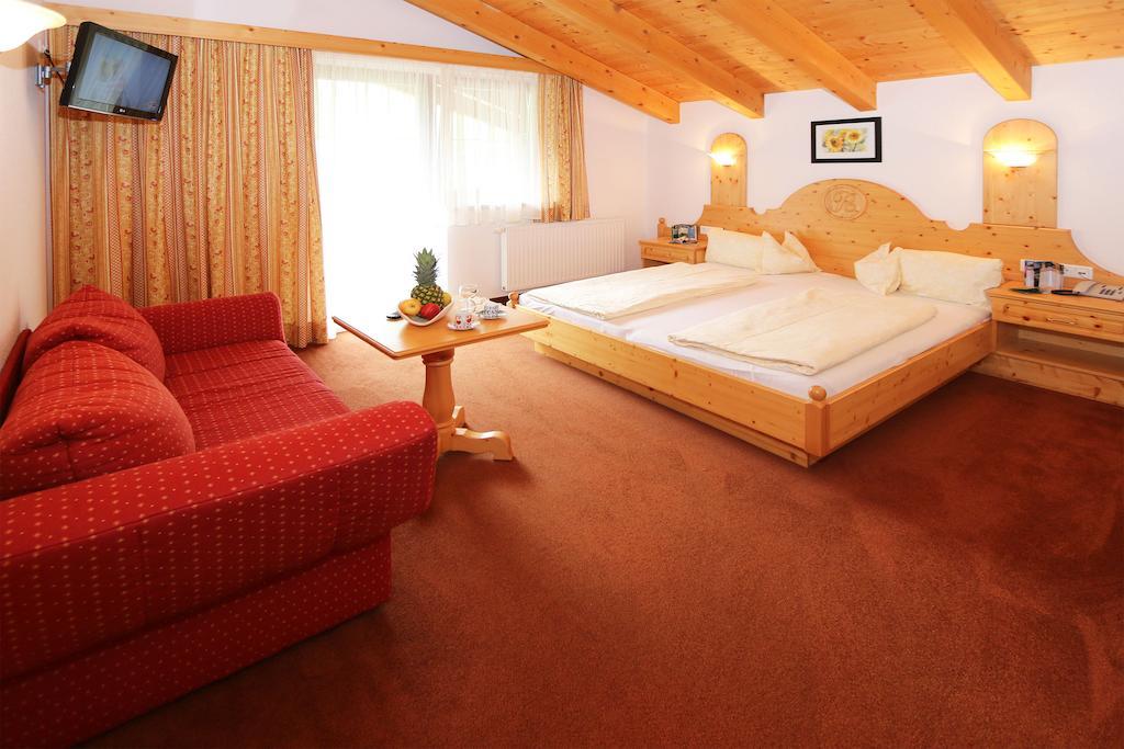 Hotel Waldele Sölden Habitación foto