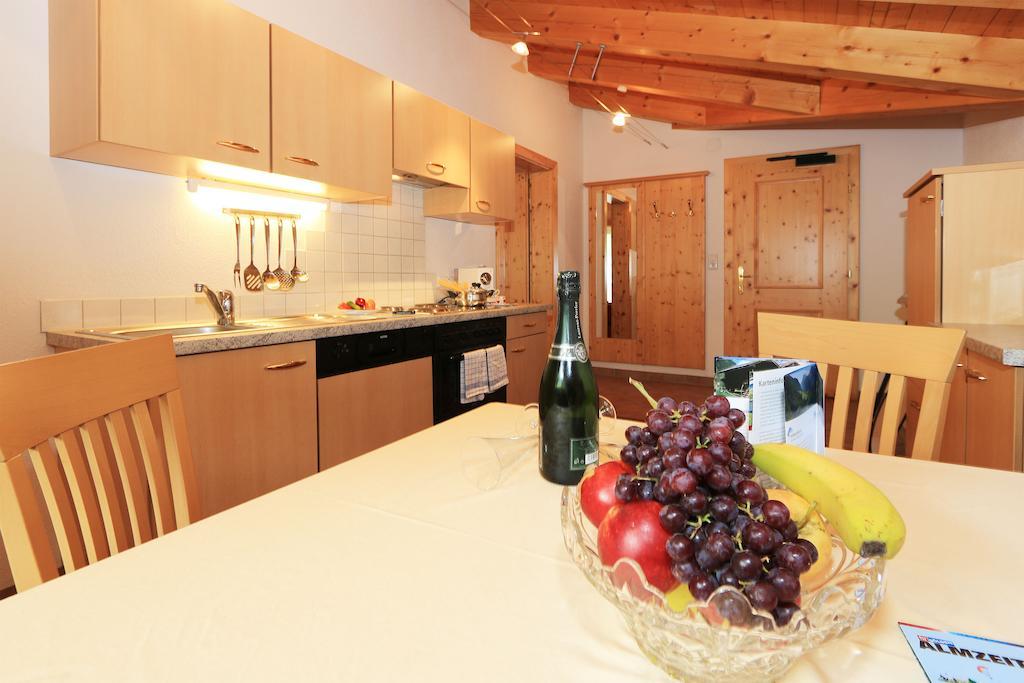 Hotel Waldele Sölden Habitación foto