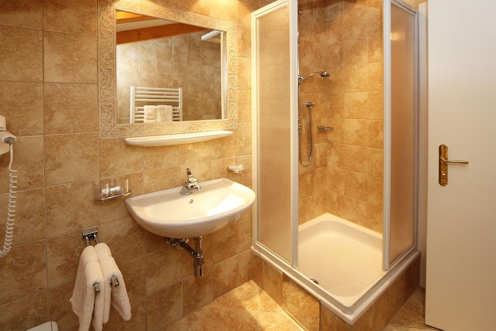 Hotel Waldele Sölden Habitación foto